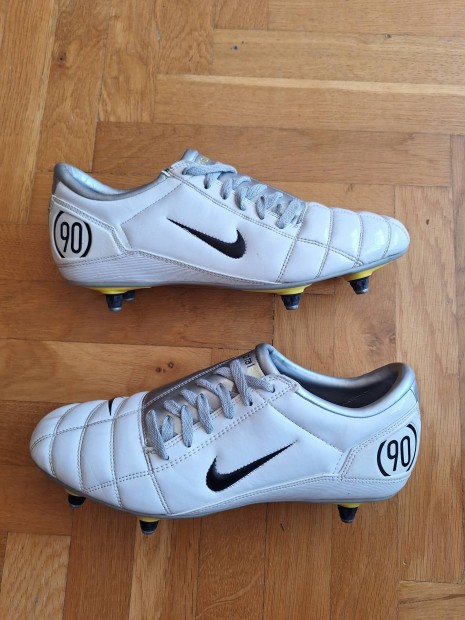 Nike Total 90 III stoplis foci cip