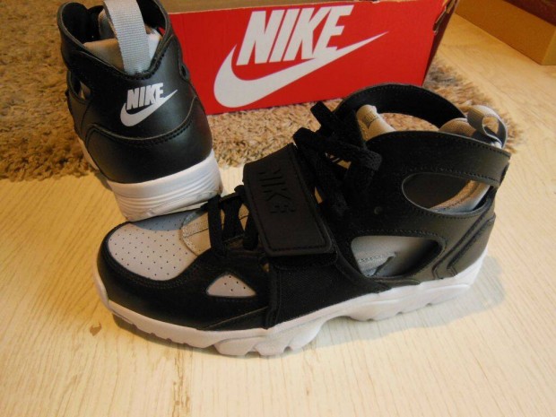 Nike Trainer Huarache 37.5 s 38-as mretekben. Teljesen j, br cip