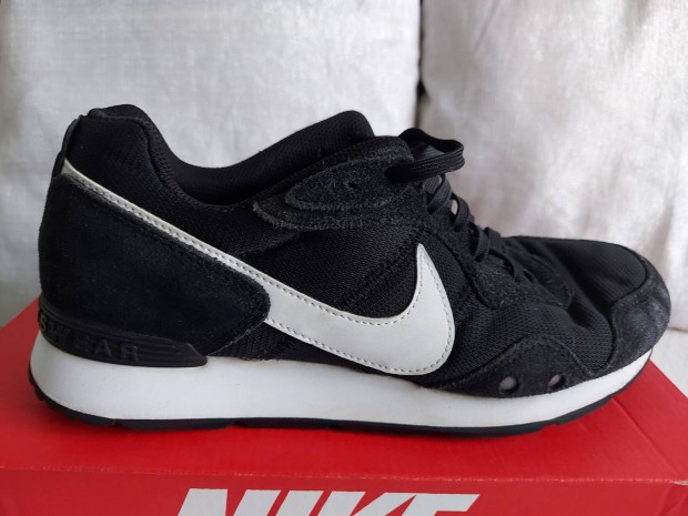 Nike Ventura Runner hasznlt cip 40-es!