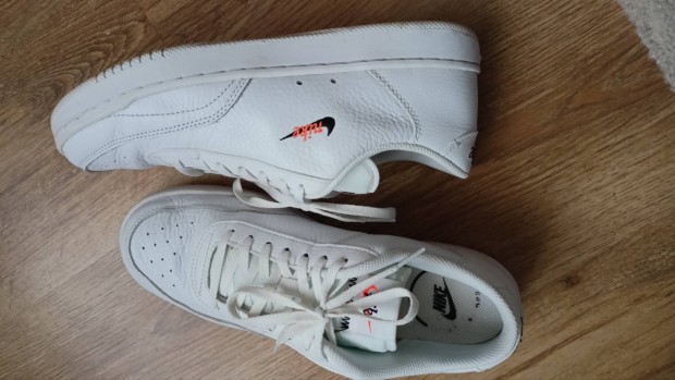 Nike Vintage Prem (42)