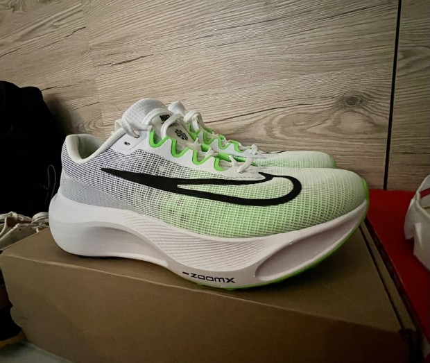 Nike Zoom Fly 5