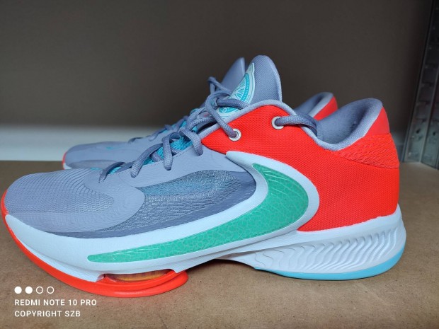 Nike Zoom Freak 4 