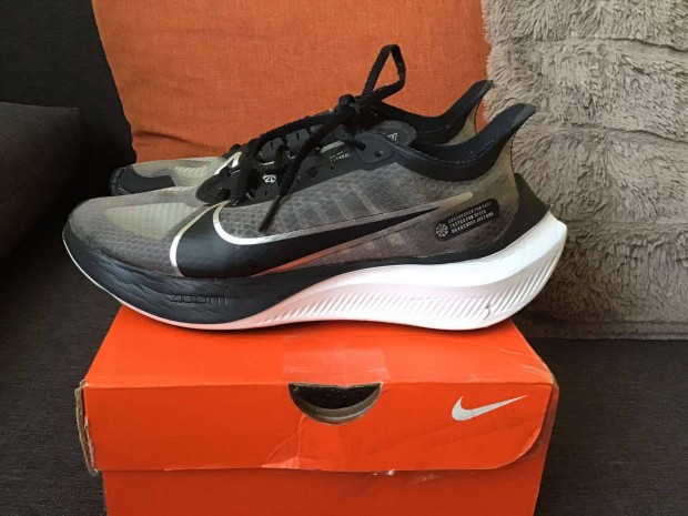 Nike Zoom Gravity 38-as futcip