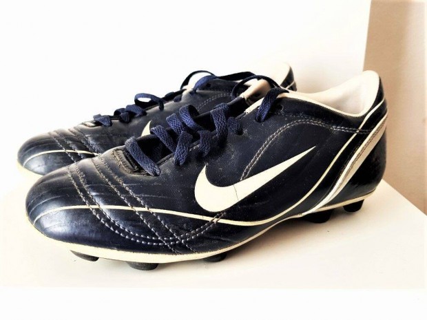 Nike - futball cip - 34