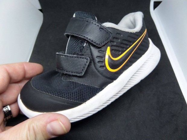 Nike (eredeti) unisex 23,5 -es BTH: 13 cm gyerek tavaszi sportcipő
