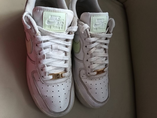 Nike air Force 1 ni 40-es brcip!