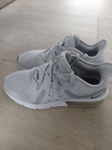 Nike air max 36,5-es jó állapot