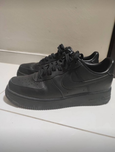 Nike airforce 1 black (fresh)