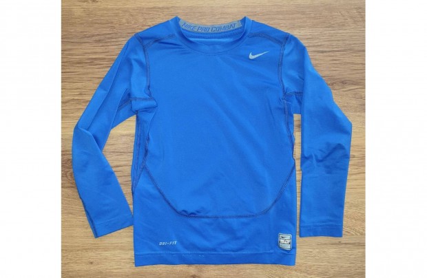 Nike alltzet gyerek S/M mretben csomagban