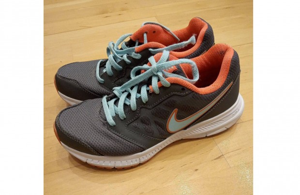 Nike cip 37,5 mret