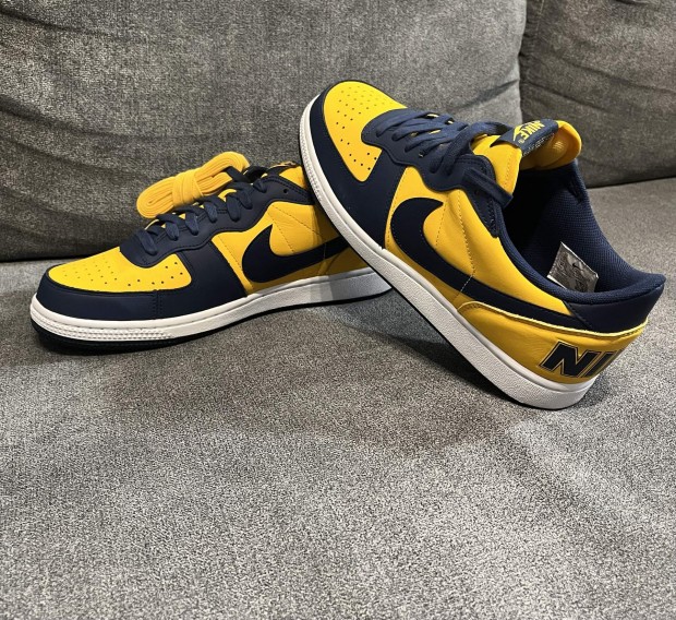 Nike cipő 44-es meretben eredeti