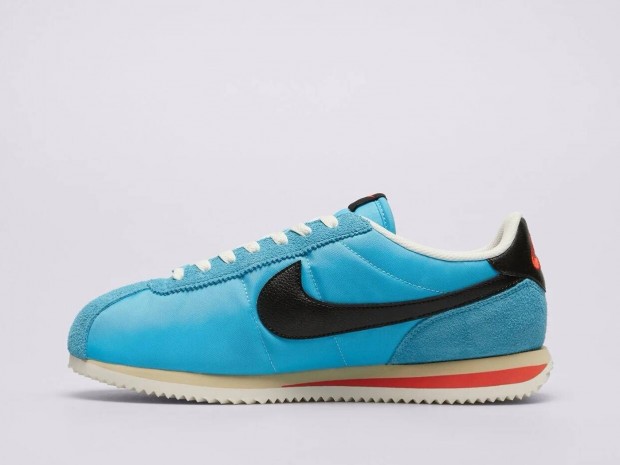 Nike cortez 44 es Miami blue / 2x hasznalt , dobozaval eladó