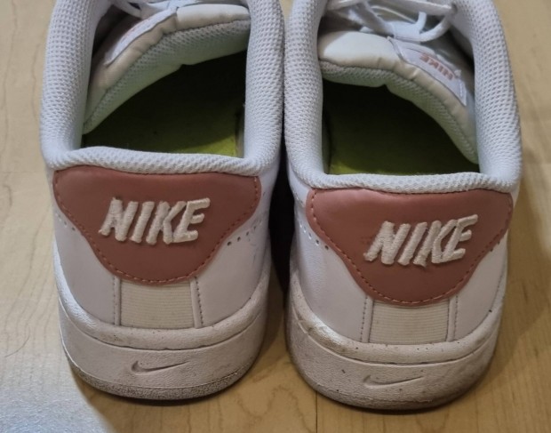Nike court royale unisex cipő