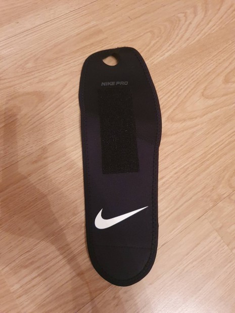 Nike csuklszort