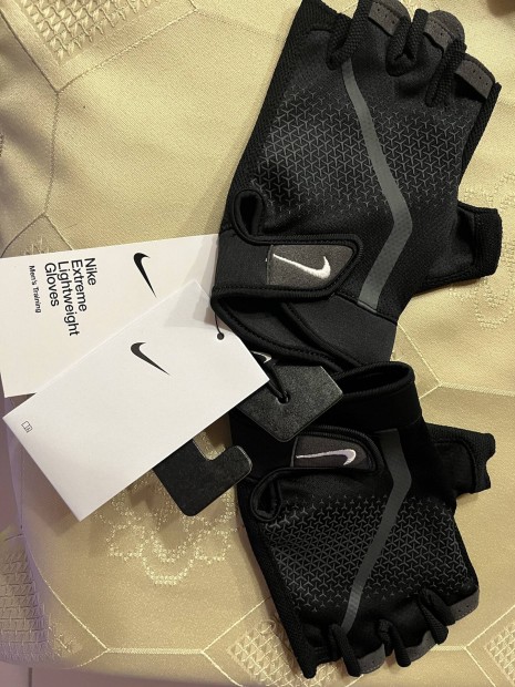 Nike edzkeszty frfi