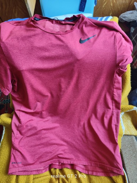 Nike eredeti dri-fit póló!!