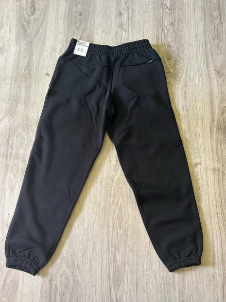 Nike fekete nadrg 