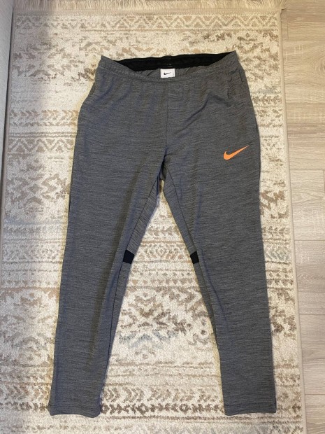 Nike frfi melegtnadrg M