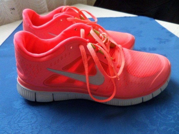 Nike free runner futocip harmadron patika llapotban 26.5 bth