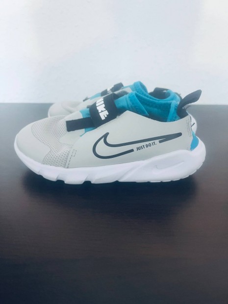 Nike gyerekcipő, sportcipő