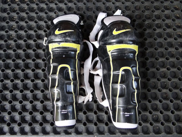 Nike hoki lábszárvédő