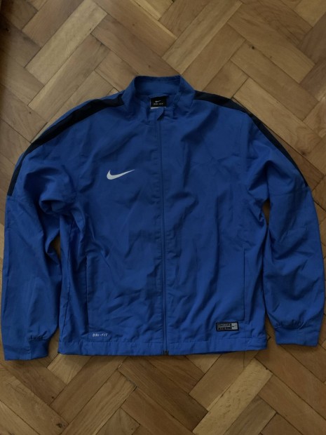 Nike kk vkony dzseki 137-147