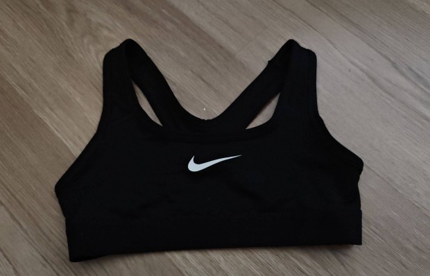 Nike kislány vagy női XS sporttop Uj állapotban