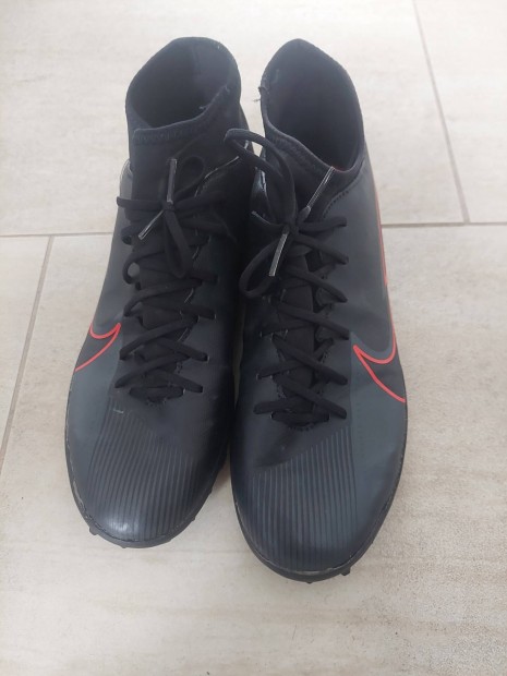 Nike mercurial 42,5-es mfves foci cip jszer llapotban elad 