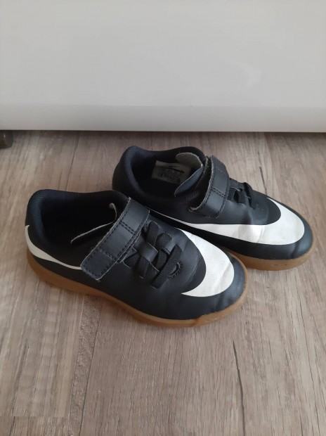 Nike mfves 28-as foci cip