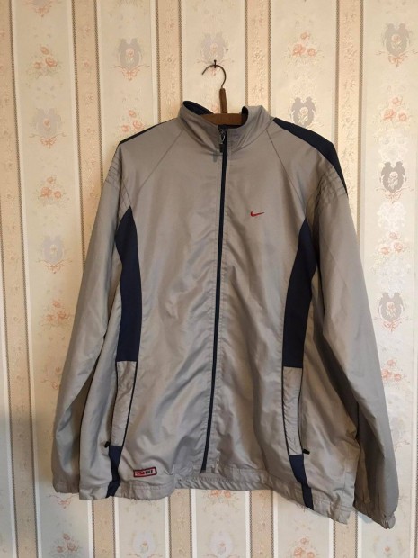 Nike nagymret XXL szabadid fels