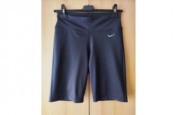 Nike ni fitness rvidnadrg M-es