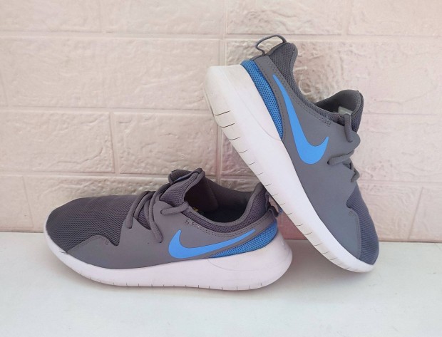 Nike pilleknny, ni futcip, sportcip 38-38.5-es