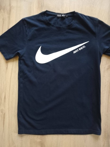Nike pol M-es (nagyon j llapot)