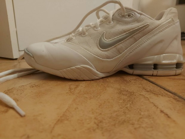 Nike shox white 