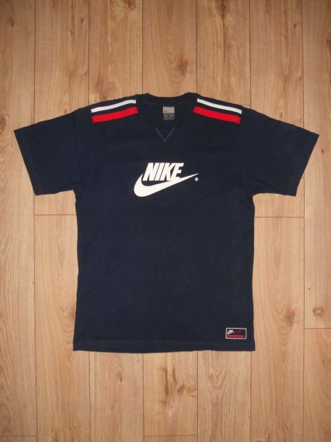 Nike sttkk rvid ujj pl (M-es)