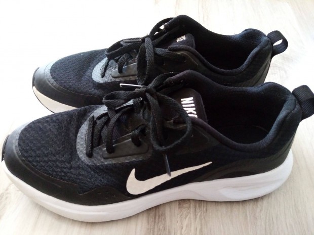 Nike sportcip 38-as hibtlan elad