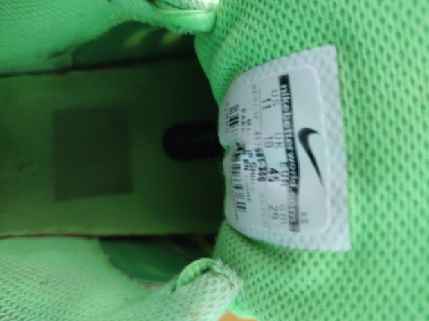 Nike sportcipő