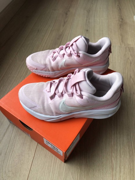 Nike star runner 4 NN kislny cip 33-as elad