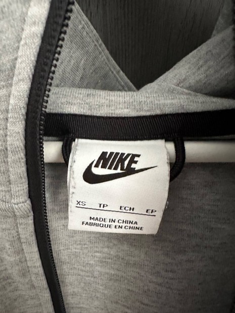 Nike tech fleece