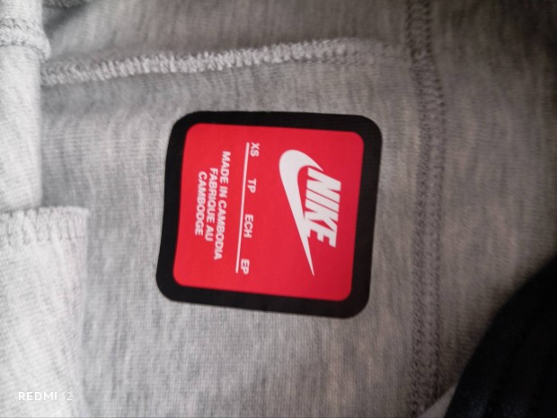 Nike tech fleece nadrág