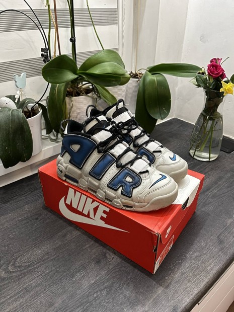 Nike uptempo