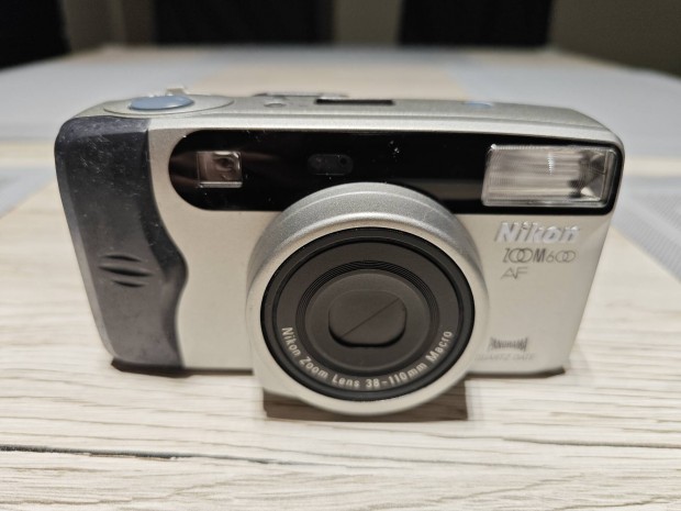 Nikon 100 M panorma quartz fnykpezgp 