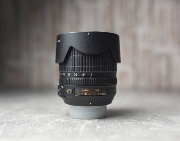 Nikon 18-105mm VR objektv 