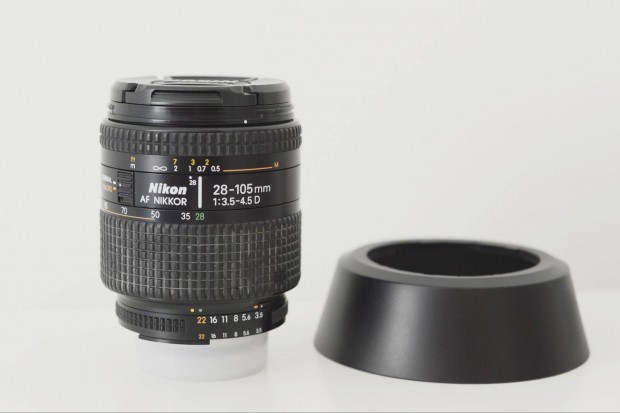 Nikon 28-105 mm 1:3.5-4.5 D AF objektív macro funkcióval