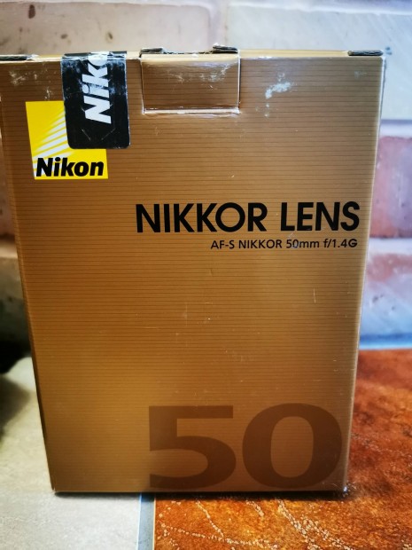 Nikon 50mm f1.4 j
