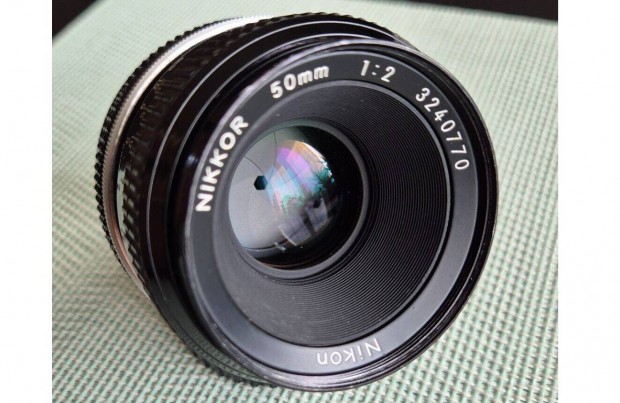 Nikon 50mm f2