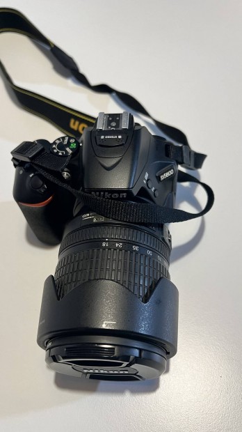 Nikon 5600 + 18-105 es 70-300 as objektv elad