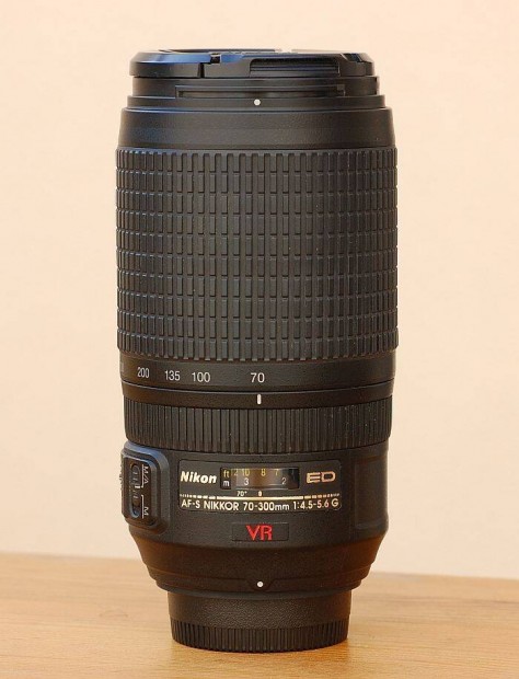 Nikon 70-300mm AF-S VR FF objektv