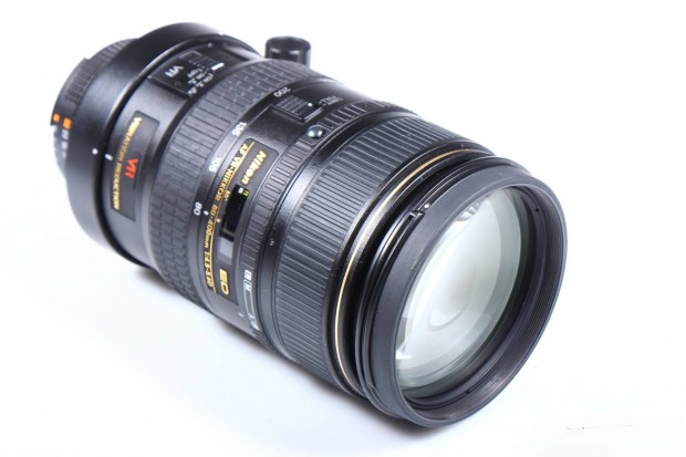Nikon 80-400 mm af VR nikkor 4.5-5.6 objektv 