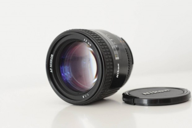 Nikon 85 mm 1.8 AF fix objektv
